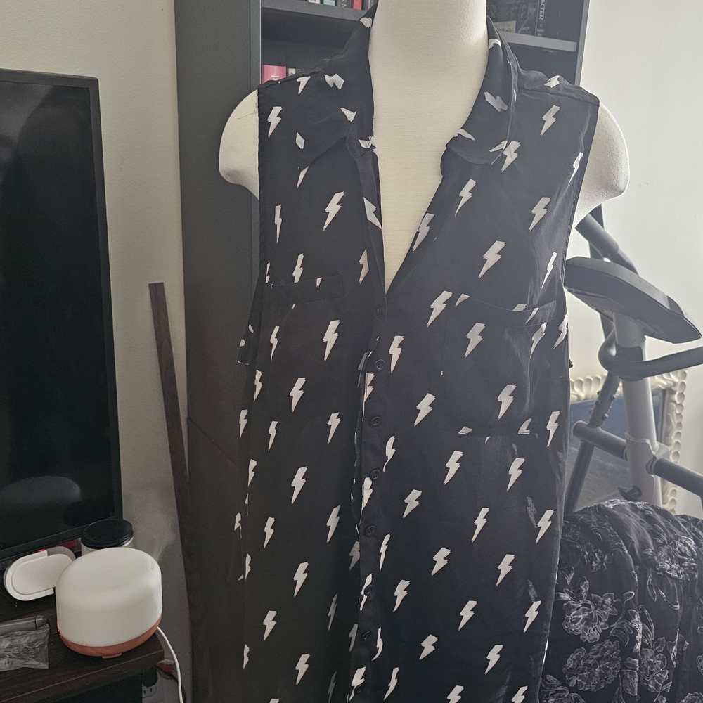 Torrid Black and White Lightning Bolt Button Down Shirt